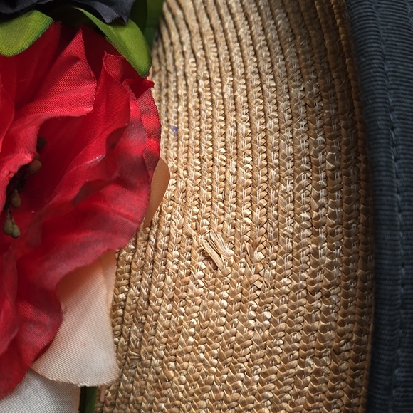 Vintage Kokin NY Couture  Floral Straw Hat Flowers Velvet Black Trim - Picture 8 of 8